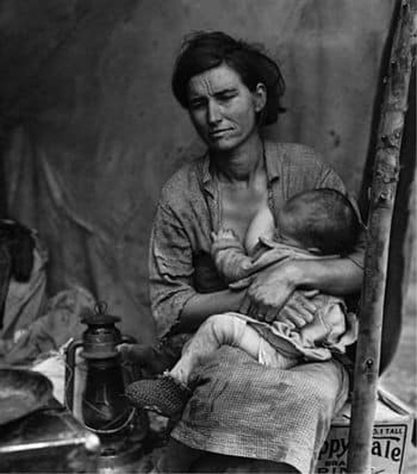 27 Amazing Old Images of Breastfeeding Throughout History