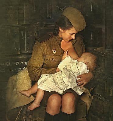 27 Amazing Old Images of Breastfeeding Throughout History