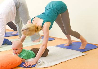 Babies' Social and Emotional Development from 0-6 Months