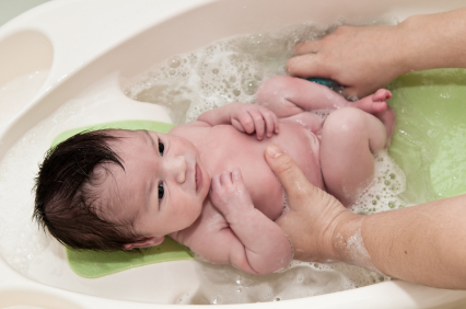 Caring for Your Baby's Umbilical Cord Area