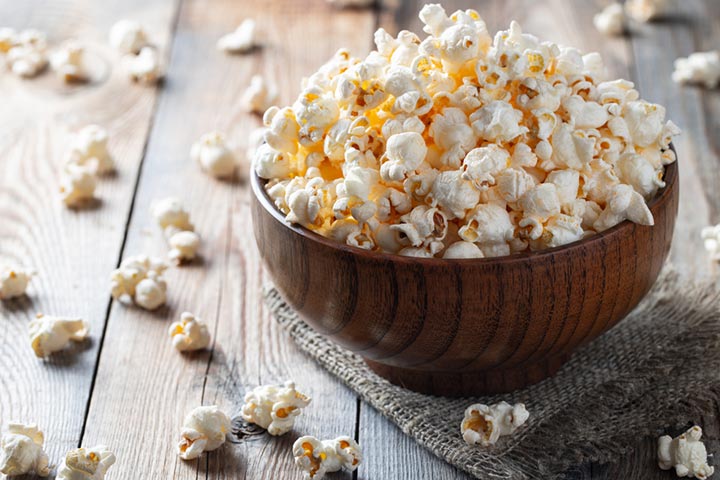 Breastfeeding Snacks: 42 Easy and Healthy Options