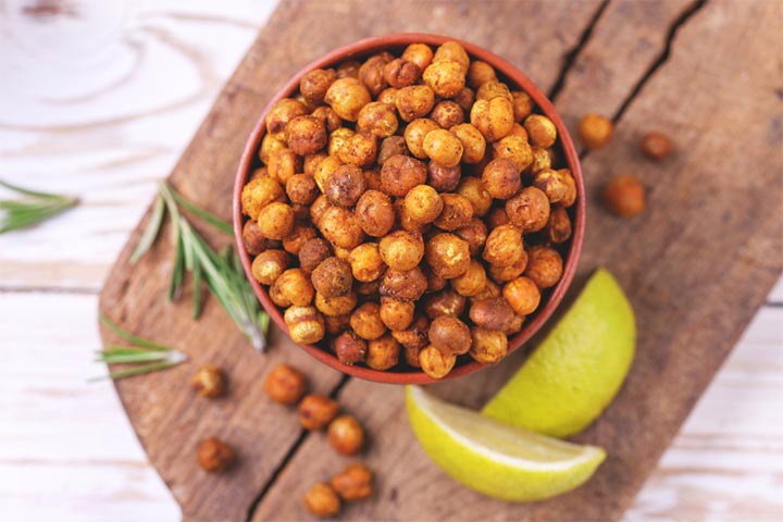 Breastfeeding Snacks: 42 Easy and Healthy Options