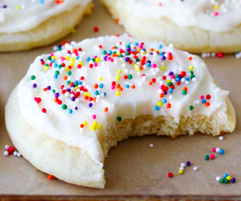 16 super-easy holiday cookie recipes everyone will love