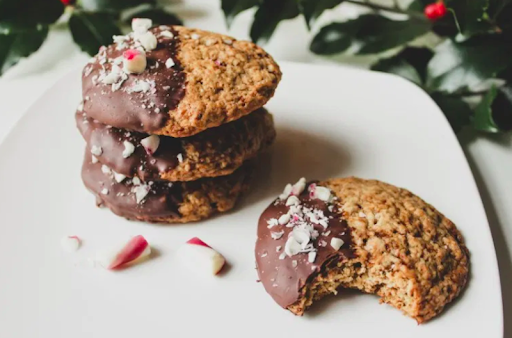 16 super-easy holiday cookie recipes everyone will love