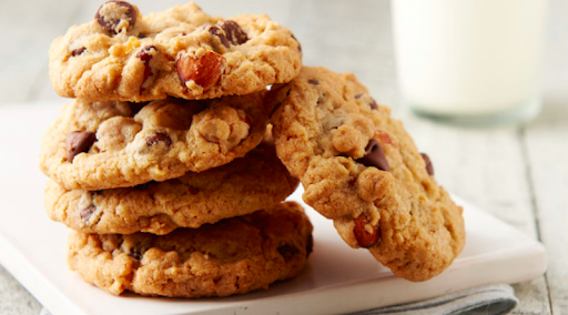 16 super-easy holiday cookie recipes everyone will love