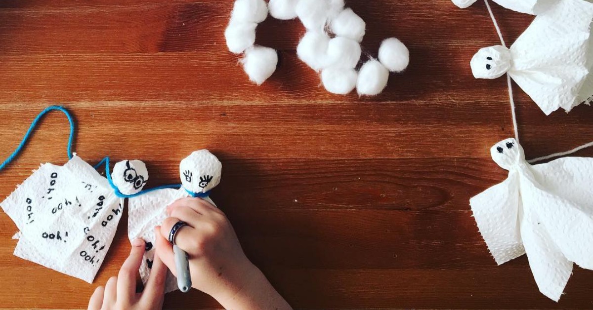 13 easy Halloween crafts for kids to make with everyday household items